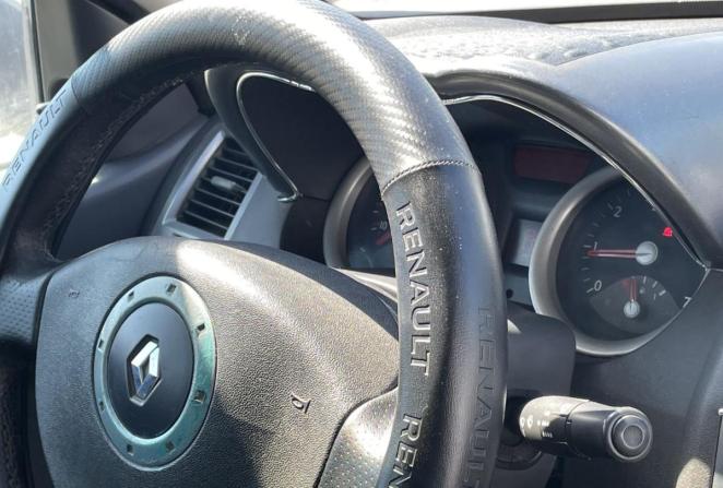Renault Megane II с пробегом 2004 года, цена 220 000 рублей, 237000 км, седан, Автокод Объявления