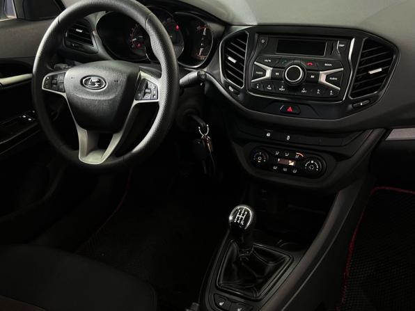 Lada (ВАЗ) Vesta I с пробегом 2018 года, цена 898 000 рублей, 113400 км, седан, Автокод Объявления