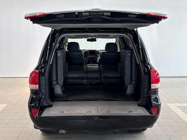 Toyota Land Cruiser 200 Series с пробегом 2010 года, цена 3 100 000 рублей, 270000 км, внедорожник, Автокод Объявления