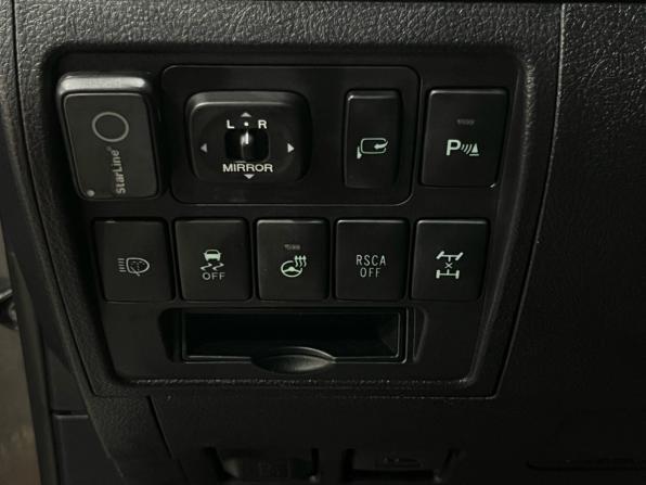 Toyota Land Cruiser 200 Series Рестайлинг 1 с пробегом 2014 года, цена 3 240 000 рублей, 244304 км, внедорожник, Автокод Объявления