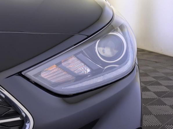 Hyundai Solaris II с пробегом 2017 года, цена 1 290 000 рублей, 98266 км, седан, Автокод Объявления