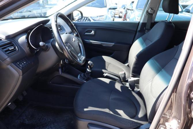 Kia Rio III Рестайлинг с пробегом 2016 года, цена 699 000 рублей, 265000 км, хэтчбек, Автокод Объявления
