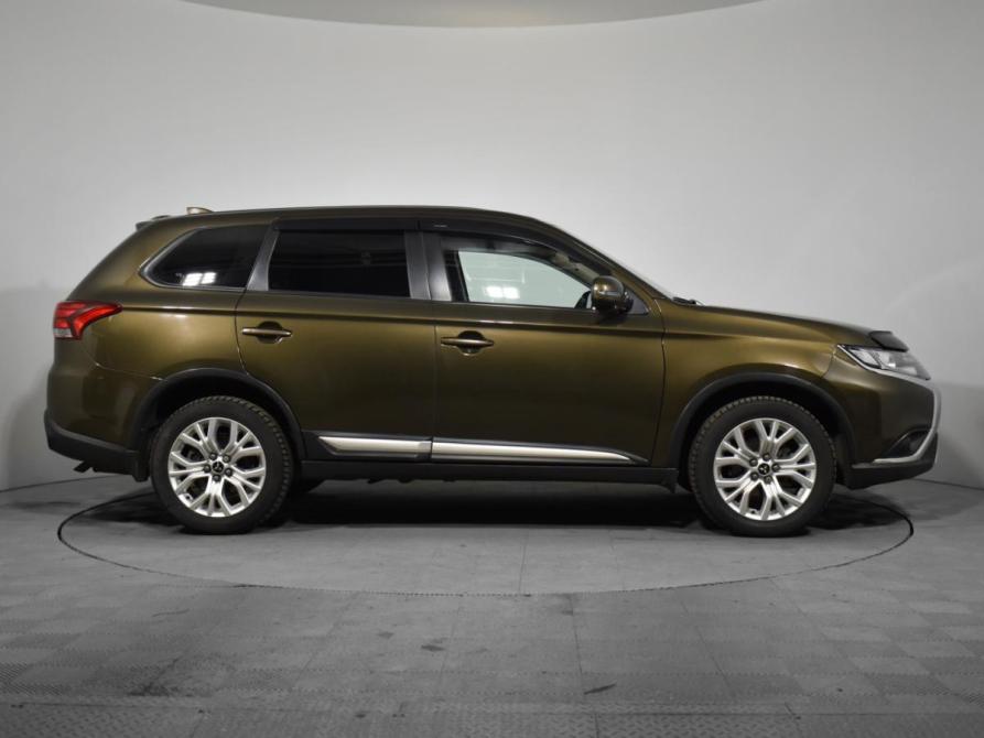 Mitsubishi Outlander III Рестайлинг 3 Санкт-Петербург  - изображение 4