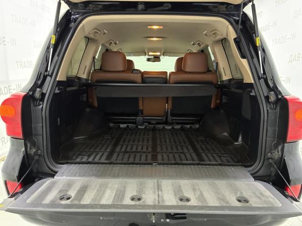 Toyota Land Cruiser 200 Series Рестайлинг 1 с пробегом 2015 года, цена 3 399 000 рублей, 464000 км, внедорожник, Автокод Объявления