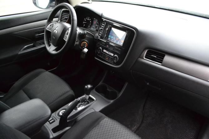 Mitsubishi Outlander III с пробегом 2013 года, цена 1 000 000 рублей, 242138 км, внедорожник, Автокод Объявления
