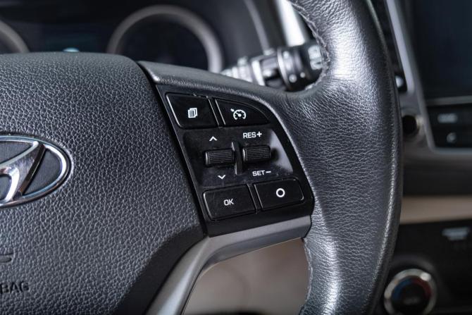 Hyundai Tucson III с пробегом 2016 года, цена 2 479 000 рублей, 175000 км, внедорожник, Автокод Объявления