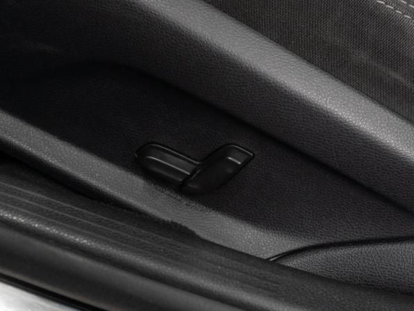 Mercedes-Benz C-Класс IV (W205) Рестайлинг с пробегом 2018 года, цена 2 439 000 рублей, 117724 км, седан, Автокод Объявления