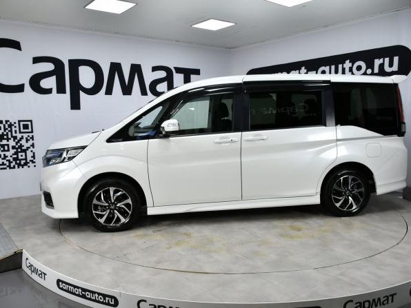 Honda Stepwgn V Рестайлинг с пробегом 2019 года, цена 2 425 000 рублей, 86118 км, минивэн, Автокод Объявления