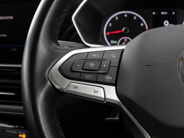Volkswagen T-Cross I с пробегом 2021 года, цена 2 020 000 рублей, 29712 км, внедорожник, Автокод Объявления