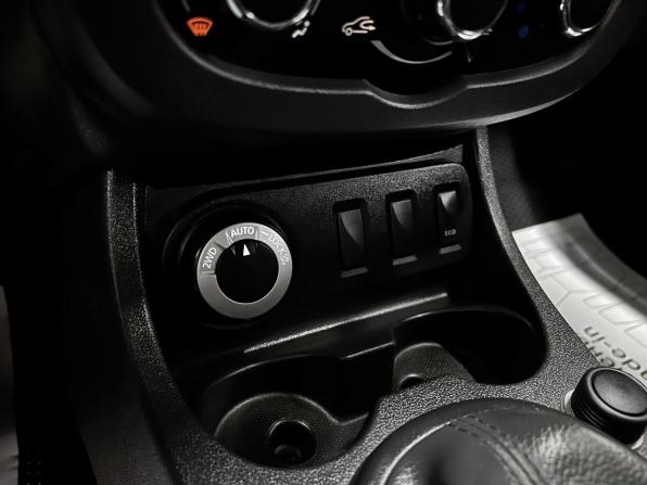 Renault Duster I Рестайлинг с пробегом 2015 года, цена 1 075 000 рублей, 176353 км, внедорожник, Автокод Объявления