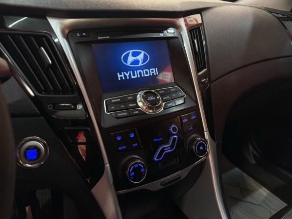 Hyundai Sonata VI (YF) с пробегом 2011 года, цена 1 149 000 рублей, 179518 км, седан, Автокод Объявления