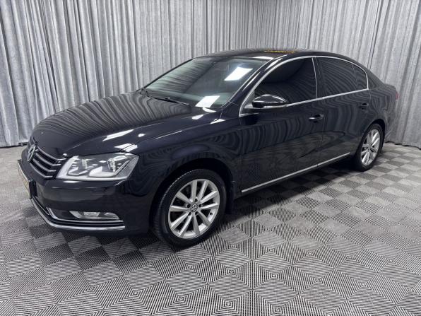 Volkswagen Passat B7 с пробегом 2013 года, цена 1 340 000 рублей, 207740 км, седан, Автокод Объявления