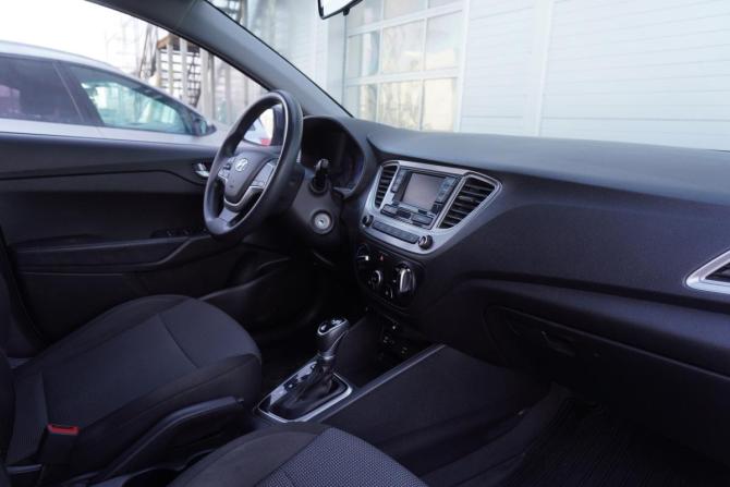 Hyundai Solaris II Рестайлинг с пробегом 2021 года, цена 1 545 000 рублей, 81791 км, седан, Автокод Объявления