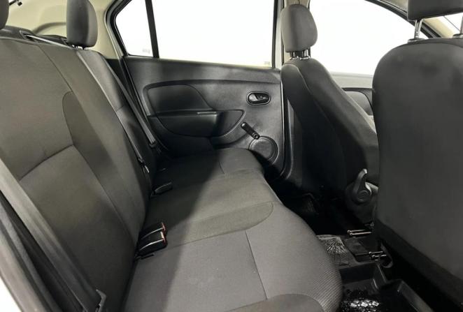 Renault Logan I Рестайлинг с пробегом 2014 года, цена 370 000 рублей, 108547 км, седан, Автокод Объявления