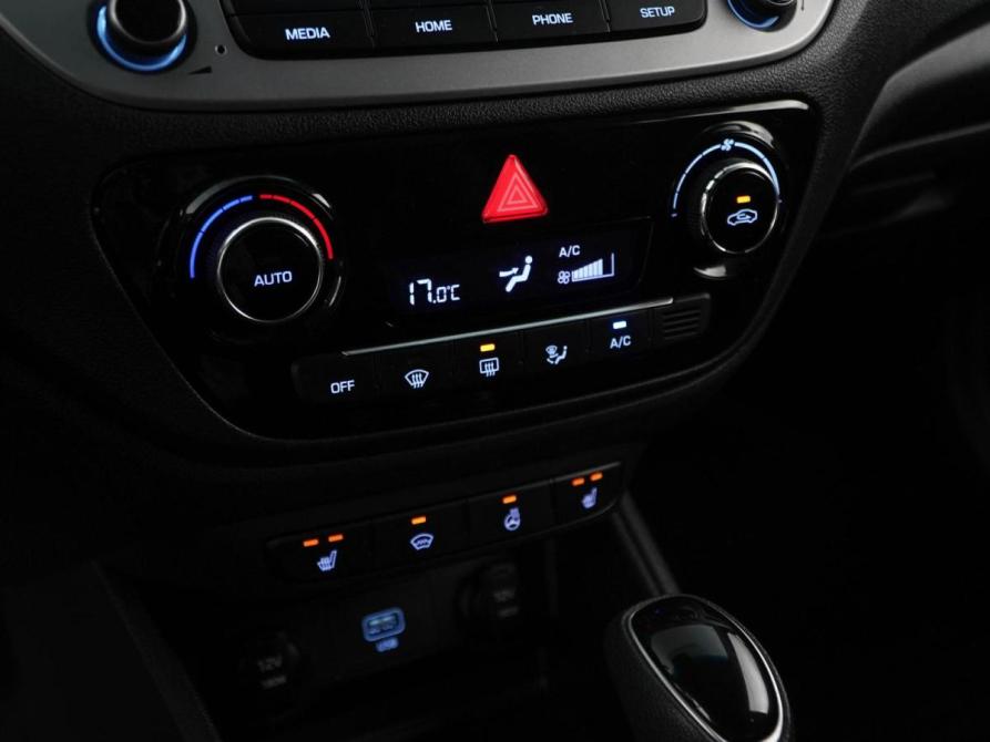 Hyundai Solaris II Москва  - изображение 16