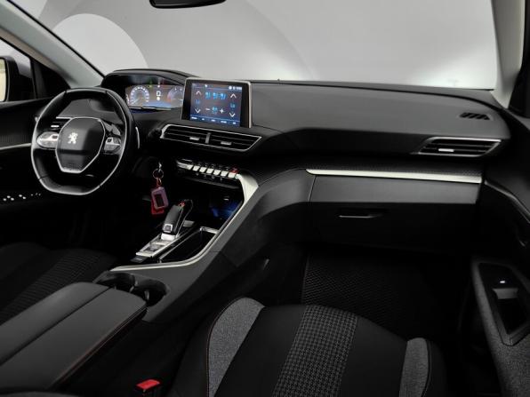 Peugeot 3008 II с пробегом 2019 года, цена 1 598 000 рублей, 168000 км, внедорожник, Автокод Объявления