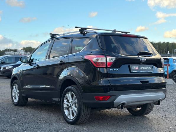 Ford Kuga II Рестайлинг с пробегом 2018 года, цена 1 485 000 рублей, 133000 км, внедорожник, Автокод Объявления