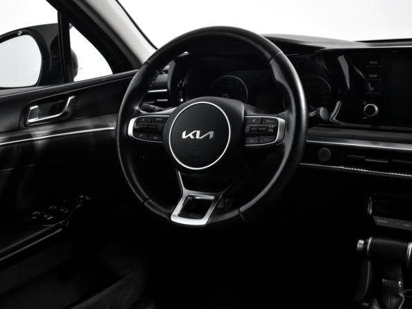 Kia K5 III с пробегом 2021 года, цена 1 720 000 рублей, 218456 км, седан, Автокод Объявления