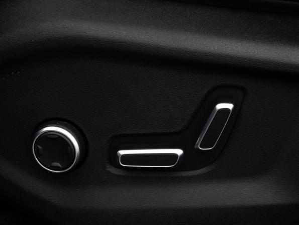 Geely Monjaro I Рестайлинг 2 с пробегом 2025 года, цена 3 898 000 рублей, 20938 км, внедорожник, Автокод Объявления