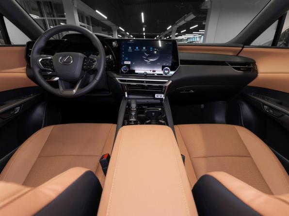 Lexus RX V с пробегом 2026 года, цена 8 850 000 рублей, 39 км, внедорожник, Автокод Объявления