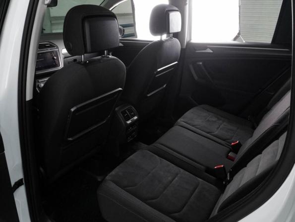 Volkswagen Tiguan II с пробегом 2018 года, цена 2 547 000 рублей, 162040 км, внедорожник, Автокод Объявления