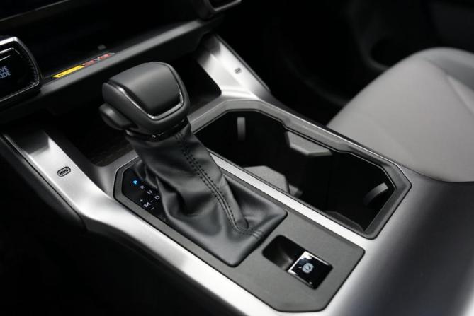 Toyota RAV4 VI (XA60) с пробегом 2026 года, цена 4 750 000 рублей, 70 км, внедорожник, Автокод Объявления