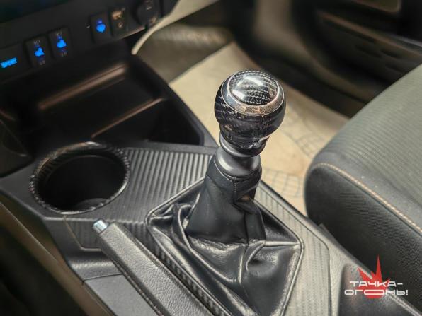 Toyota RAV4 IV (XA40) с пробегом 2013 года, цена 2 158 000 рублей, 118000 км, внедорожник, Автокод Объявления