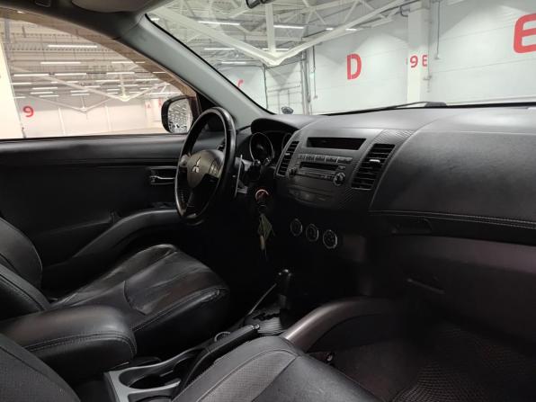 Mitsubishi Outlander II Рестайлинг с пробегом 2012 года, цена 1 099 000 рублей, 192471 км, внедорожник, Автокод Объявления