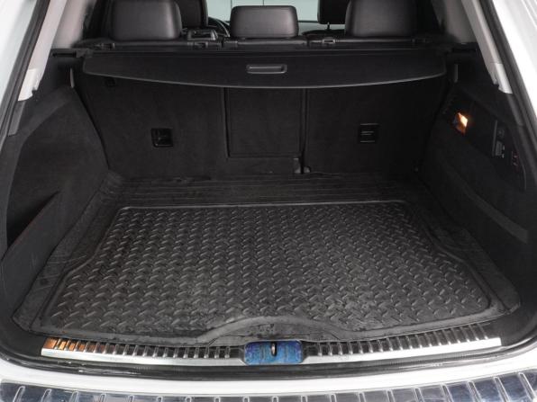 Volkswagen Touareg II с пробегом 2013 года, цена 2 299 000 рублей, 178688 км, внедорожник, Автокод Объявления