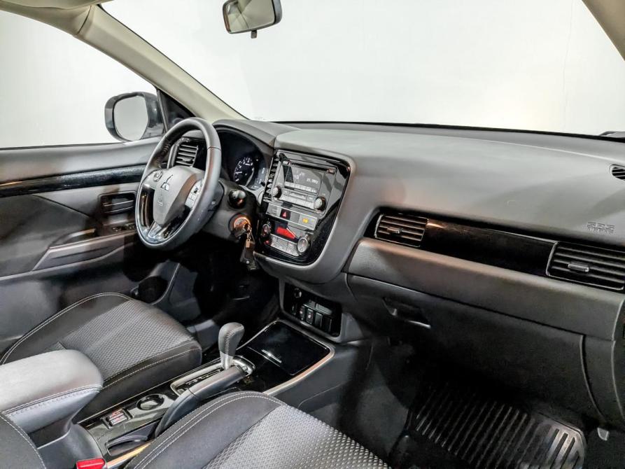 Mitsubishi Outlander III Рестайлинг 3 Химки  - изображение 11