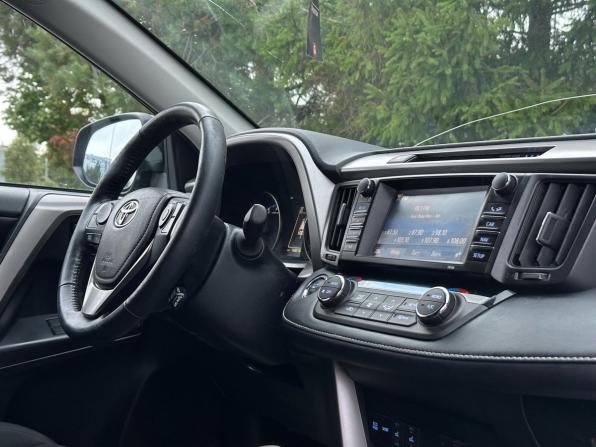 Toyota RAV4 IV (XA40) Рестайлинг с пробегом 2018 года, цена 2 140 000 рублей, 165884 км, внедорожник, Автокод Объявления