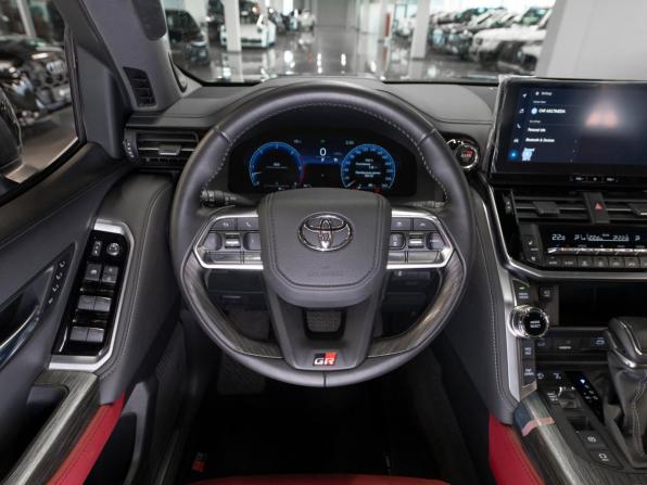 Toyota Land Cruiser 300 Series с пробегом 2025 года, цена 14 200 000 рублей, 50 км, внедорожник, Автокод Объявления
