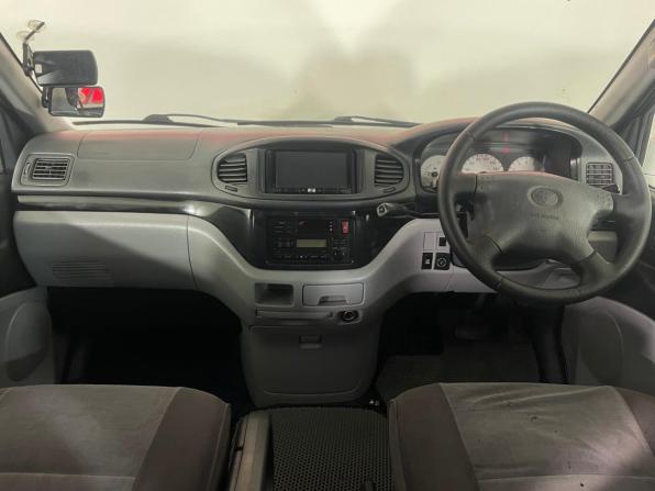 Toyota Touring HiAce I с пробегом 2002 года, цена 799 000 рублей, 364000 км, минивэн, Автокод Объявления