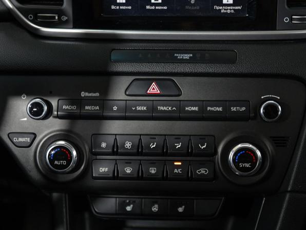 Kia Sportage IV Рестайлинг с пробегом 2019 года, цена 2 422 000 рублей, 63000 км, внедорожник, Автокод Объявления