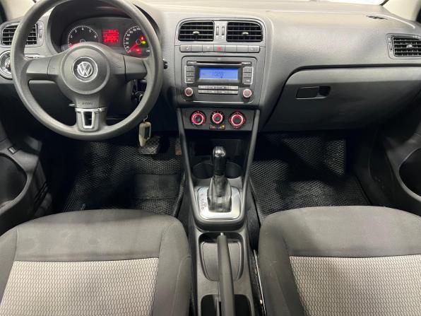 Volkswagen Polo V с пробегом 2011 года, цена 650 000 рублей, 255000 км, седан, Автокод Объявления