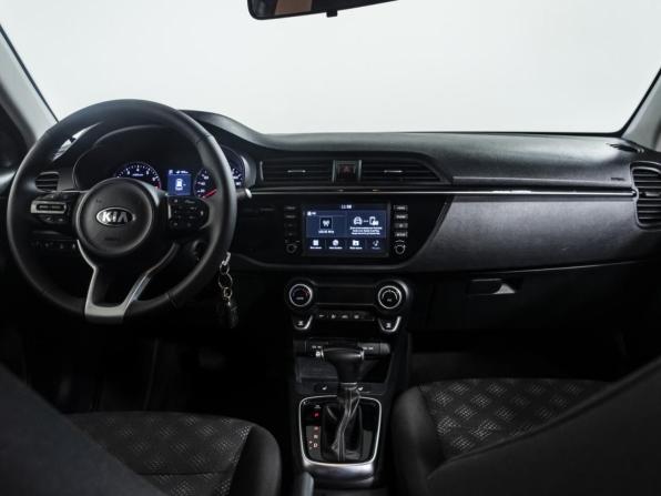 Kia Rio IV с пробегом 2018 года, цена 1 400 000 рублей, 175650 км, хэтчбек, Автокод Объявления
