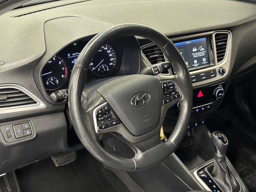 Hyundai Solaris II Москва  - изображение 9