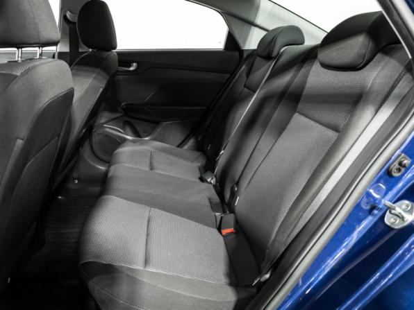 Hyundai Solaris II Рестайлинг с пробегом 2021 года, цена 1 799 700 рублей, 39386 км, седан, Автокод Объявления