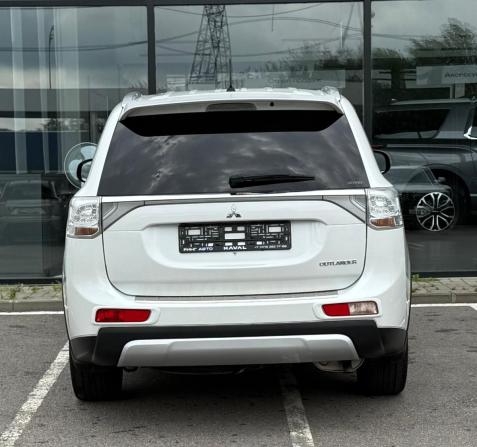 Mitsubishi Outlander III Рестайлинг с пробегом 2014 года, цена 1 425 000 рублей, 236738 км, внедорожник, Автокод Объявления