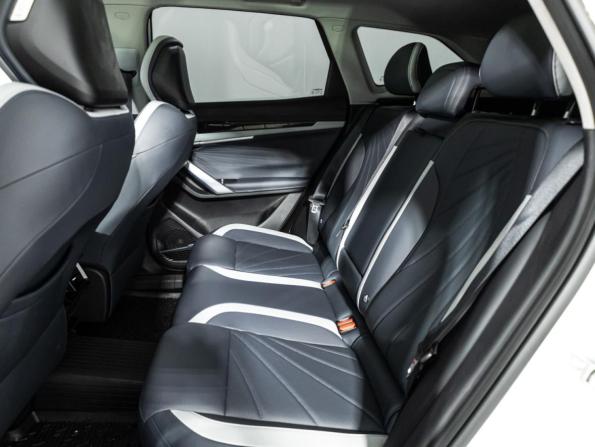 Geely Atlas II с пробегом 2024 года, цена 2 820 000 рублей, 53805 км, внедорожник, Автокод Объявления