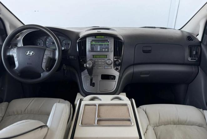 Hyundai Grand Starex I с пробегом 2013 года, цена 1 545 000 рублей, 260901 км, минивэн, Автокод Объявления