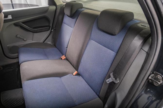Ford Focus II Рестайлинг с пробегом 2008 года, цена 589 000 рублей, 300000 км, седан, Автокод Объявления