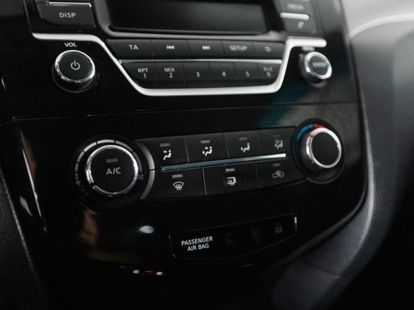 Nissan Qashqai II с пробегом 2015 года, цена 1 650 000 рублей, 80964 км, внедорожник, Автокод Объявления
