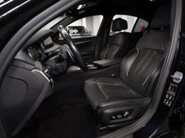 BMW 5 серии VII (G30/G31/G38) с пробегом 2018 года, цена 4 300 000 рублей, 120000 км, седан, Автокод Объявления
