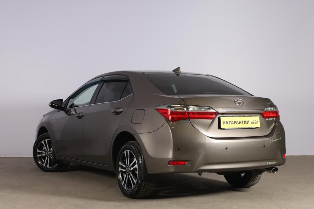 Toyota Corolla XI (E160 E170 E180) Рестайлинг 1 Новосибирск  - изображение 5