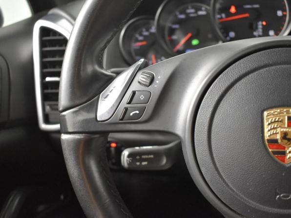 Porsche Cayenne II (958) с пробегом 2012 года, цена 2 149 900 рублей, 199828 км, внедорожник, Автокод Объявления