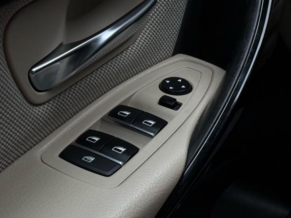 BMW 3 серии VI (F3x) Рестайлинг с пробегом 2017 года, цена 2 599 000 рублей, 110945 км, седан, Автокод Объявления