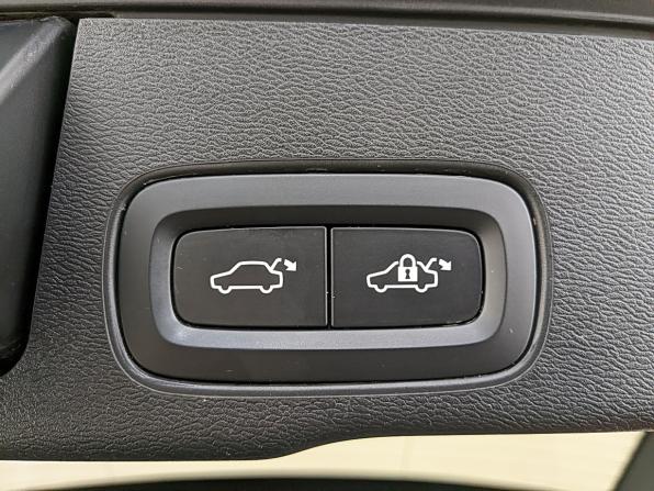 Volvo XC60 II с пробегом 2020 года, цена 3 845 000 рублей, 97567 км, внедорожник, Автокод Объявления