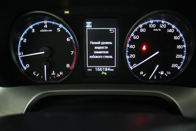 Toyota RAV4 IV (XA40) Рестайлинг с пробегом 2016 года, цена 2 324 000 рублей, 166100 км, внедорожник, Автокод Объявления