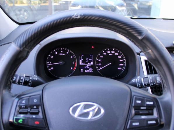 Hyundai Creta I с пробегом 2019 года, цена 1 820 000 рублей, 169000 км, внедорожник, Автокод Объявления